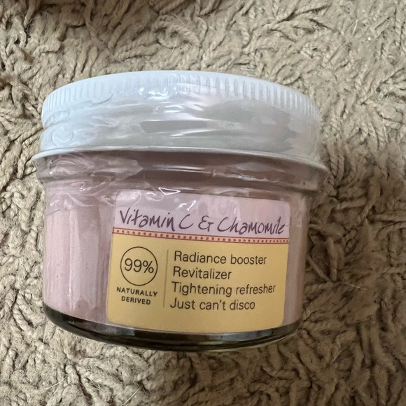 Farmhouse Fresh new mighty brighty mask - Picture 4 of 4